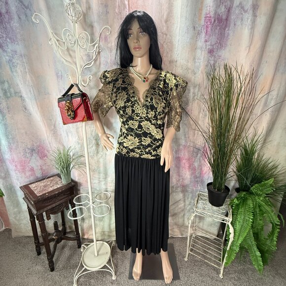 a formal dress for women Long Black Formal Dress with Three-Quarter Sleeves Black / 6 main image 1